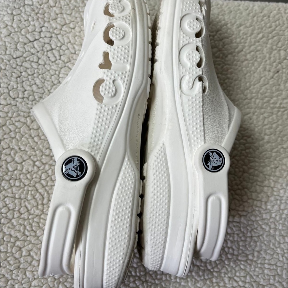 Crocs Classic Clogs Women’s 6 Men’s 8 Unisex Comfort Shoes White Slides - Picture 4 of 5